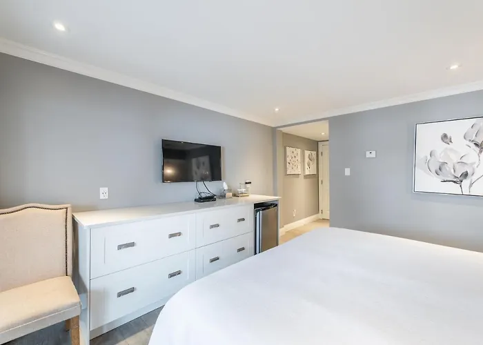 King Room Lake View